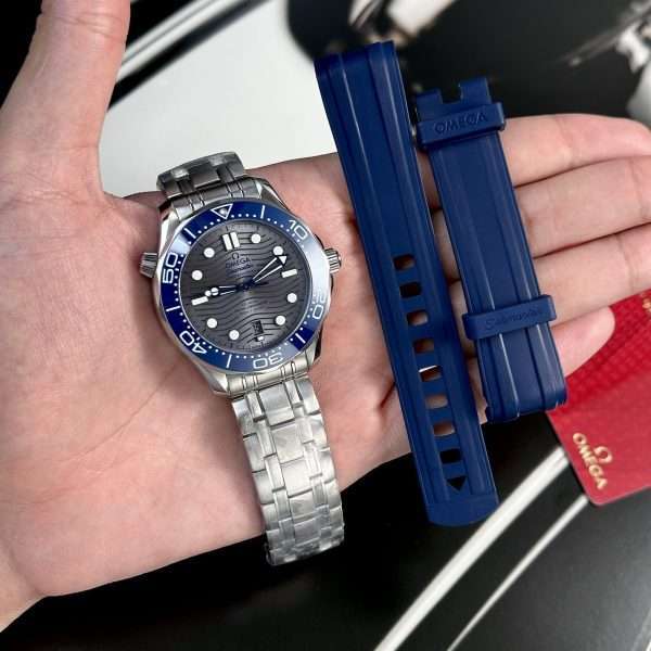 Omega Replica Watch Seamaster Diver 300M Gray Dial VS Factory 42mm
