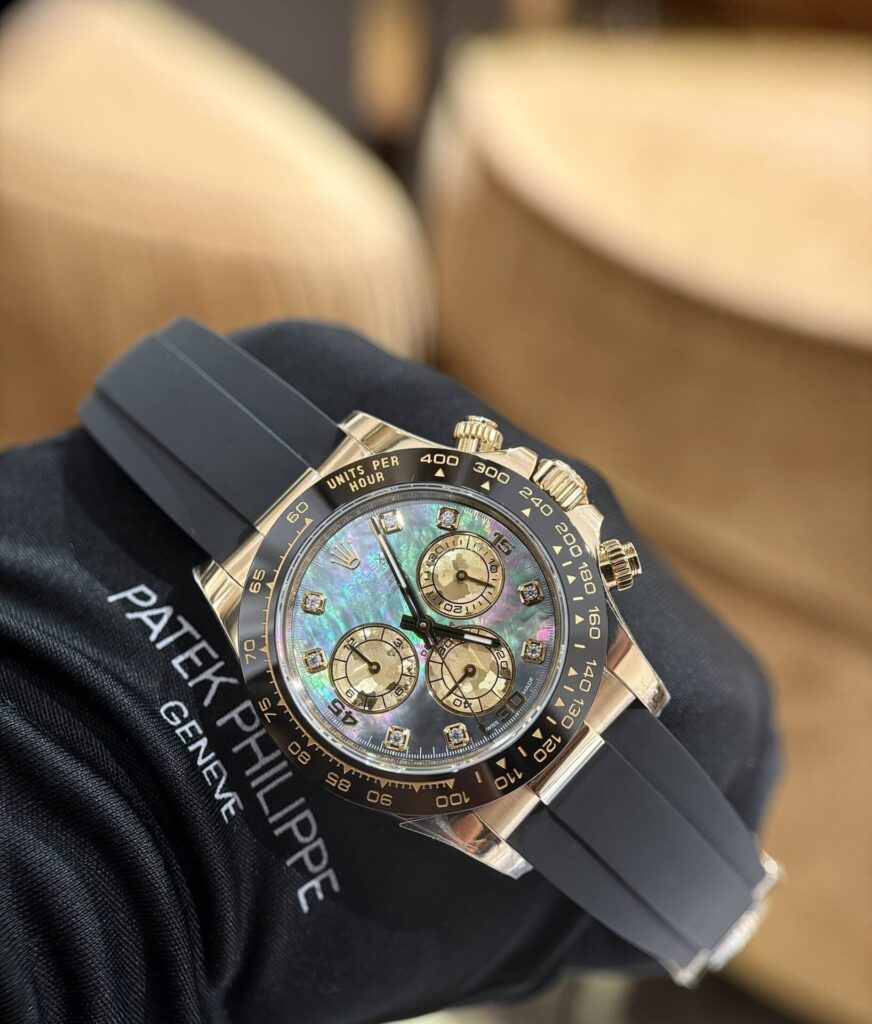 Rolex Daytona Replica Watch Purple Mother of Pearl Dial Moissanite 40mm - Image 5