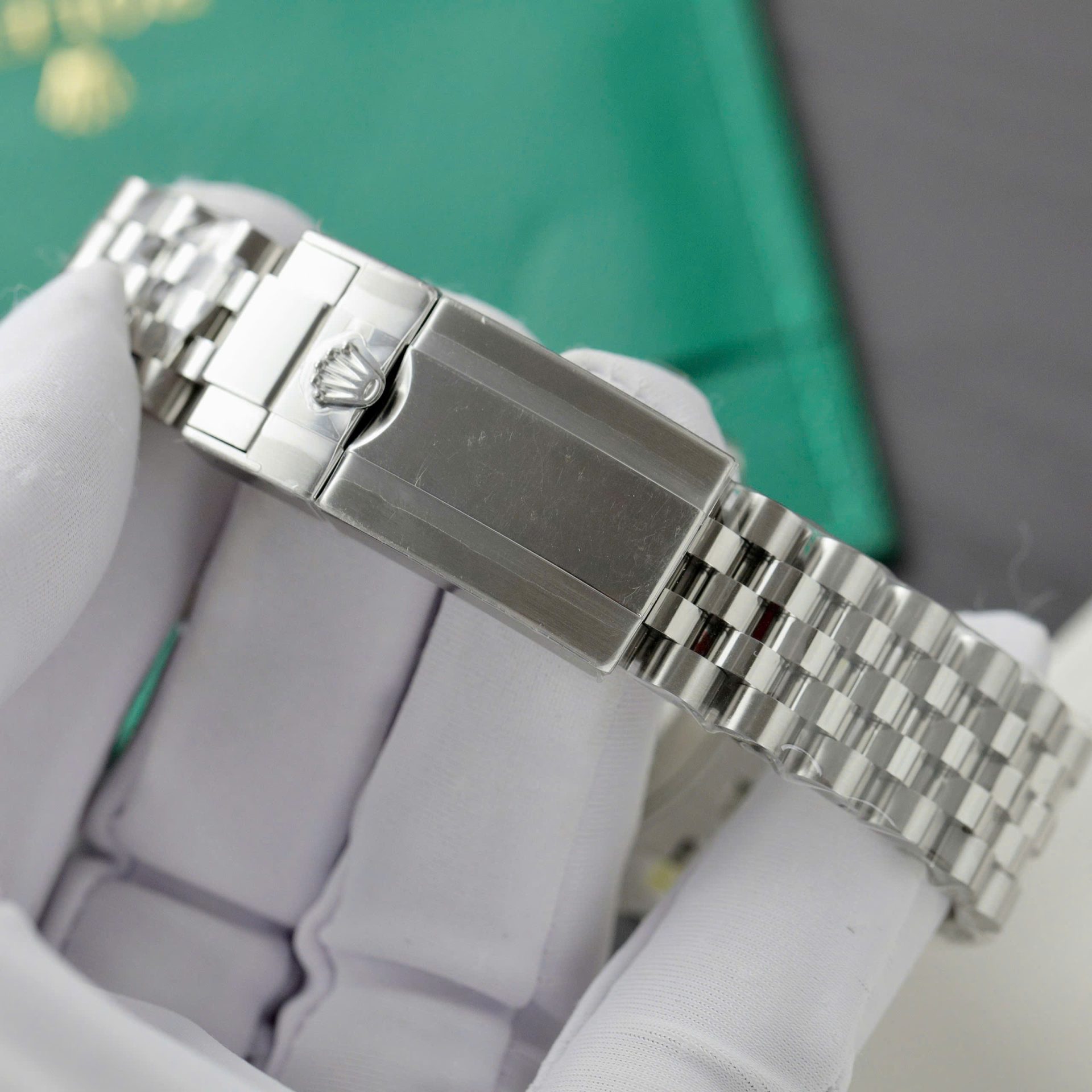 Rolex Gmt Master II 116710LN Black Dial *Bruce wayne* - Image 10