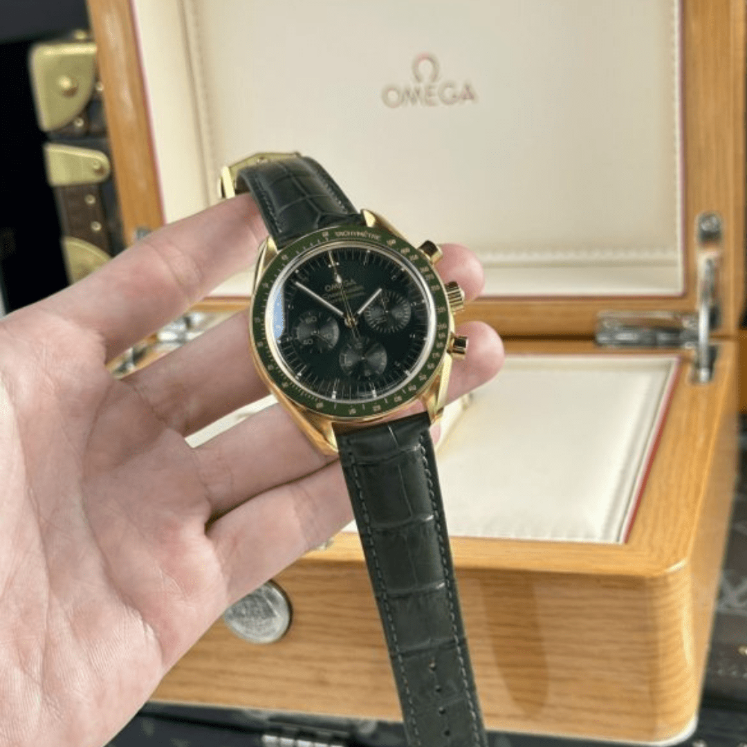 Omega Speedmaster Moonwatch Replica Watches Green Dial RM Factory 44mm