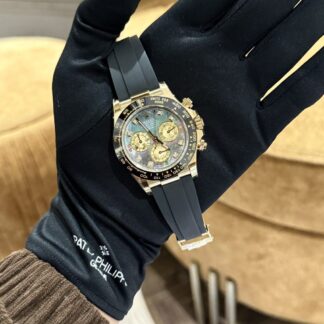 Rolex Daytona Replica Watch Purple Mother of Pearl Dial Moissanite 40mm