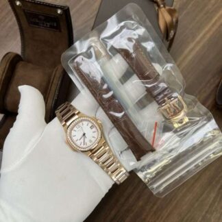 Patek Philippe Replica 11 Watch Nautilus 7010 Rose Gold With Stone Metal Strap 32mm