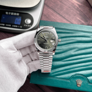 Rolex Rep 11 Watch Day-Date 228236 Green Dial Metal Strap GM Factory V2 40mm